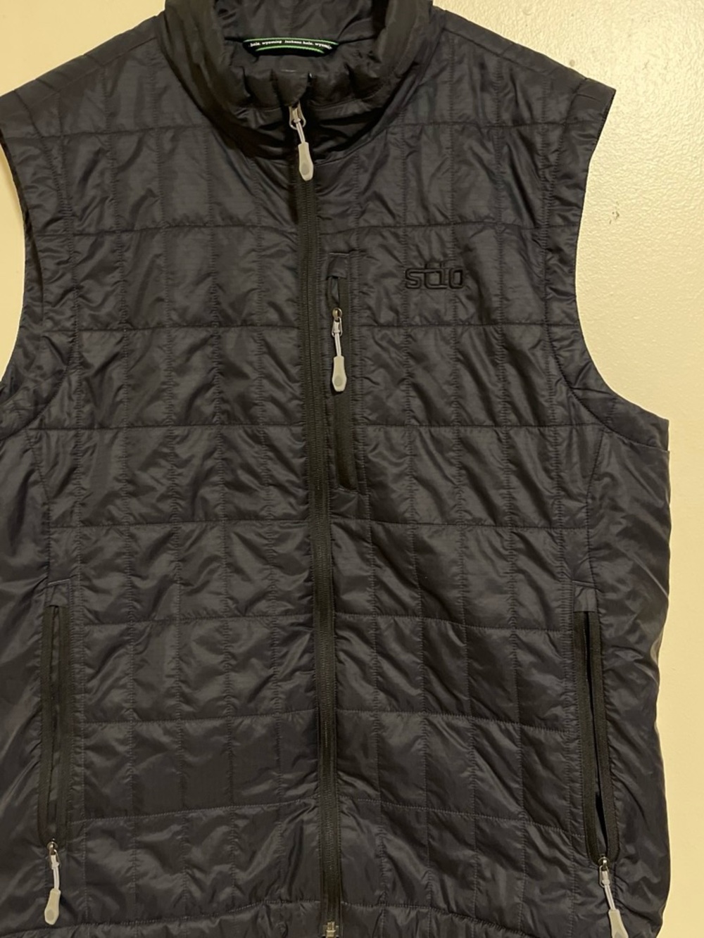 Stio Men's Black Quilted Zip-Front Insulated Vest